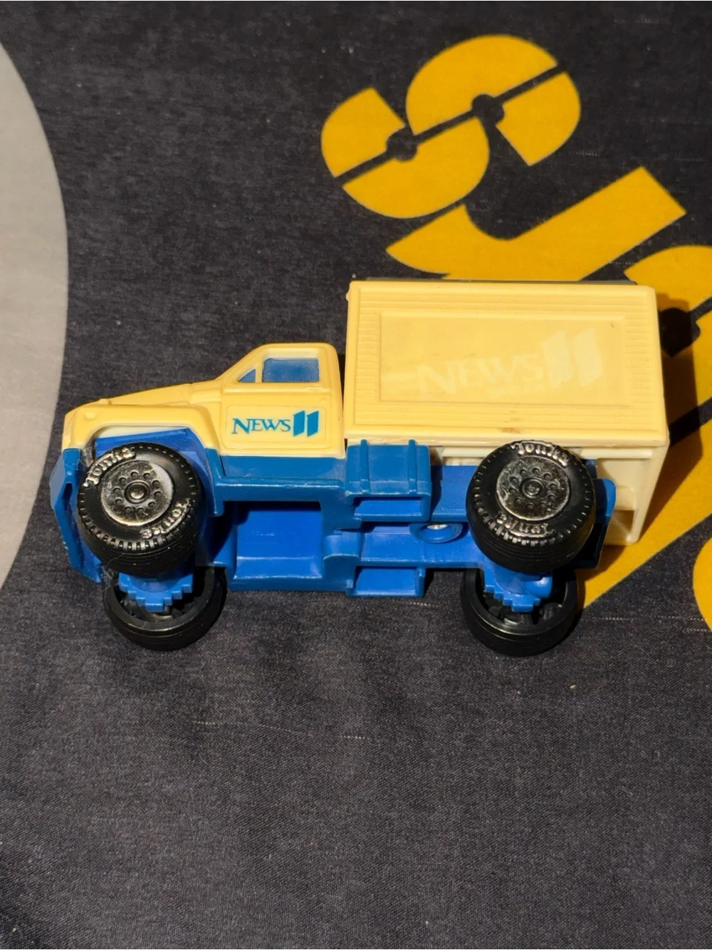 Tonka 1988 Channel News 11 Truck Van Toy Collectible 80’s Vintage Classic As Is.